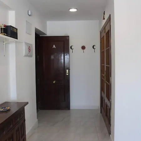 Roch2 - Modern Apartment Near Metro Seville Exterior photo