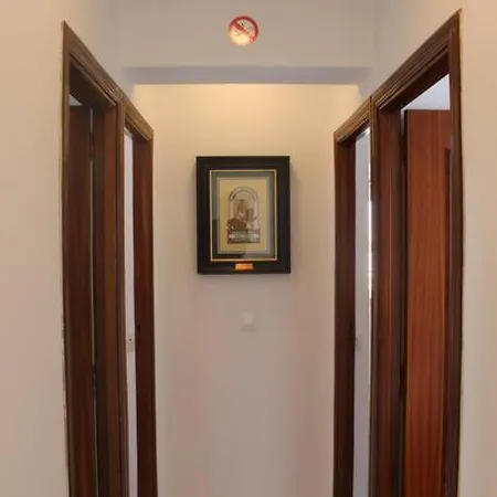 Roch2 - Modern Apartment Near Metro Seville Exterior photo